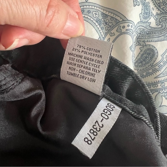 NWOT Flying Angel Asymmetric Women's Black Denim Shorts SZ 32 - Picture 7 of 7